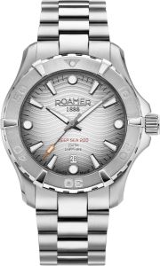 Roamer Deep Sea 200 Mens Watch with Silver Dial and Silver Bracelet 860833 41 15 70